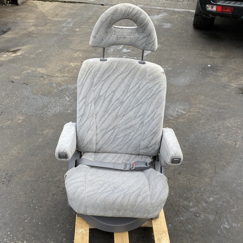 Captain seat swivel type see - captain,