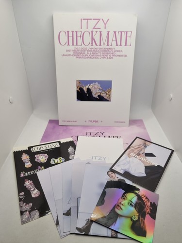 Itzy mini album checkmate - album, yuna
