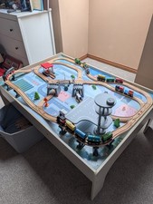 Amazon Basics Train Table And