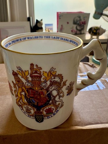 Aynsley fine bone china - bone,