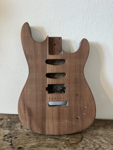 Chapman ml1 electric guitar - chapman,