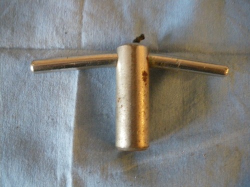 Bottle keys entonox pin - bottle,