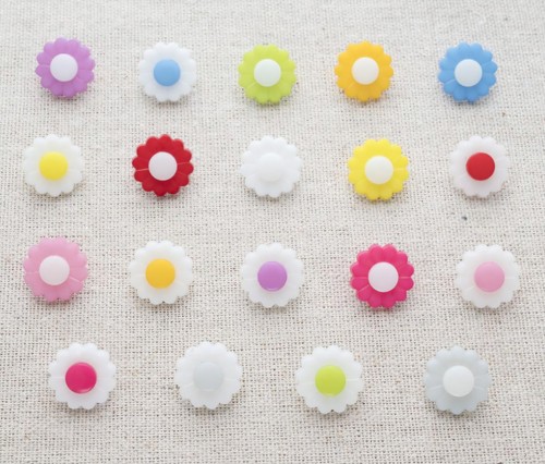 Daisy flower buttons - , 15mm