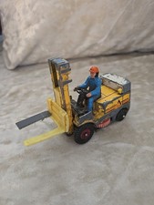 Corgi Fork Lift Driver Lift