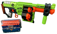 NERF Gun Green Zombiestrike DOOMINATOR 24 Barrel Rotating Revolver & 30 Darts