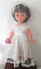 Pretty Vintage 1960s MIE Brunette Bride Doll  original clothes Palitoy/ Pedigree