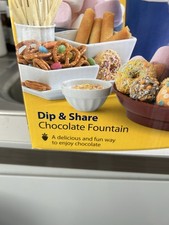 Giles & Posner EK3428G Chocolate Fountain with 2 Food Trays & 100 Bamboo Skewers