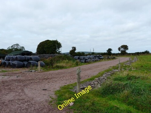 Photo 6x4 farmyard - 6x4, pit