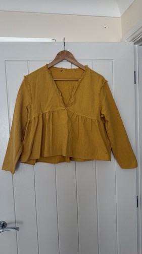 Zara mustard - cut),
