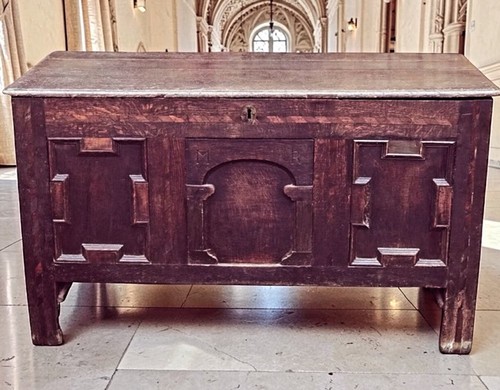 18th century english - century, coffer/