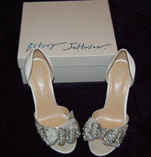 Betsey Johnson Shoes - SB