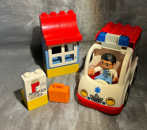 Lego duplo ambulance - lego,