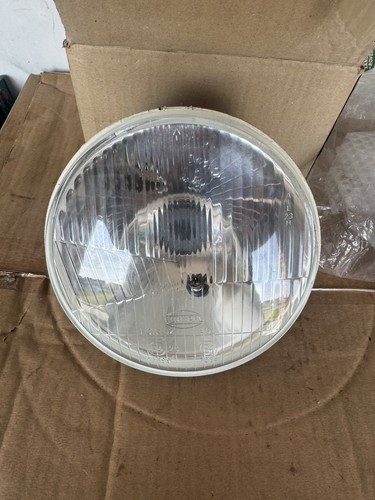 Universal sealed beam - 7",