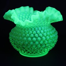 Fenton Topaz Yellow Vaseline