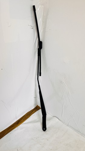 Golf mk6 driver side wiper - driver,