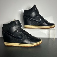 Women’s - Nike - Dunk Sky