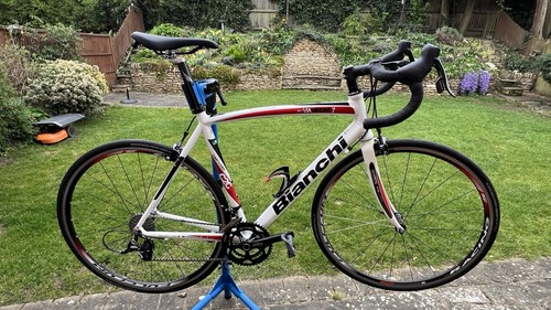 Bianchi via nirone road bike - via,