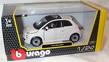  FIAT 500 (2007) White  1:24 Scale Diecast  burago New in Box 22106