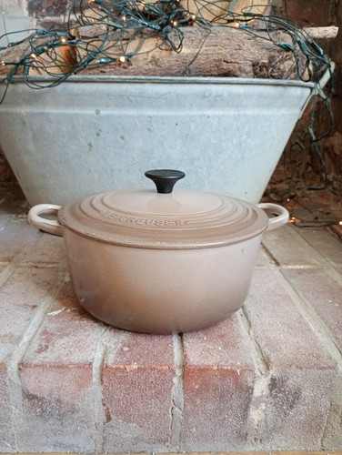 Creuset cast iron - le,