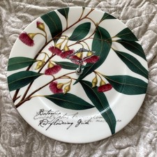 MAXWELL & WILLIAMS ‘THE GARDENS TABLE’ 27cm  FINE CHINA PLATE