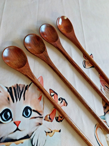 Long wooden teaspoon - x,