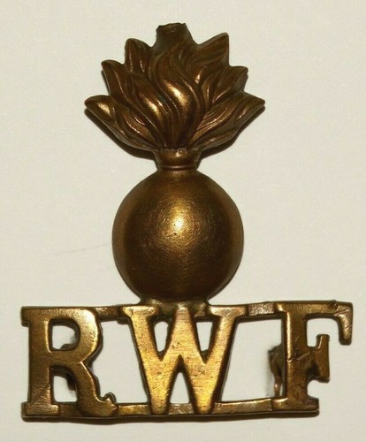 British military cap badges - military,