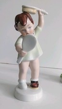 ROYAL DUX PORCELAIN YOUNG GIRL