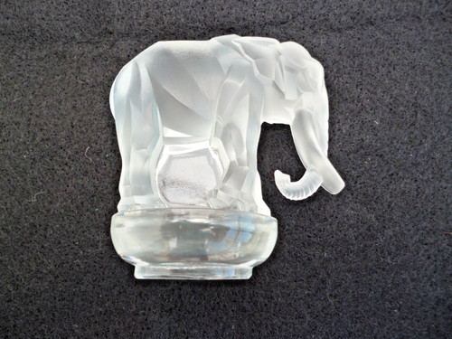 Lalique toby exclusive - toby,