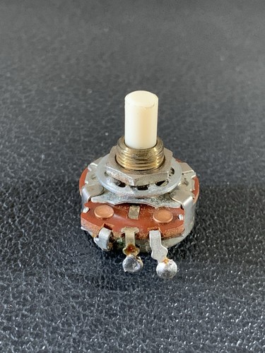 1973 meg pot - pot, fender
