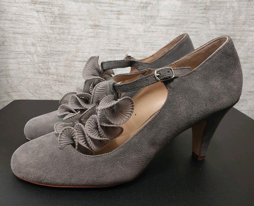 Clarks size grey - size, 7