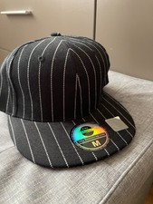 Mens Cap M (city hunter)