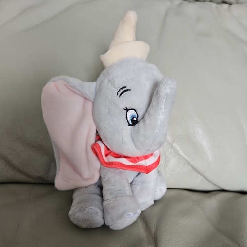 Disney classic dumbo with hat - disney,