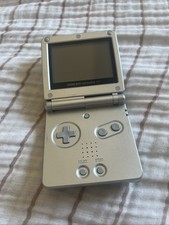 Nintendo Game Boy Advance SP