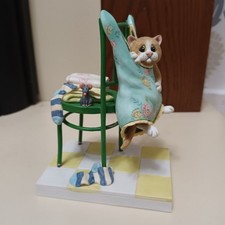 Comic And Curious Cats - Winter Drawers On A20450