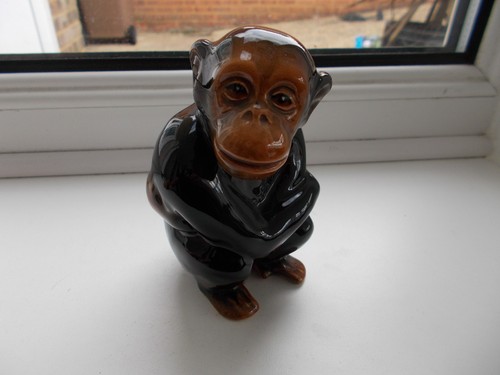 Vintage sylvac crouching - vintage,