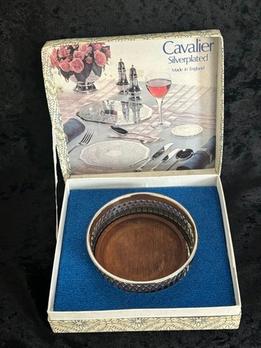 Silver plated bottle coaster - silver,
