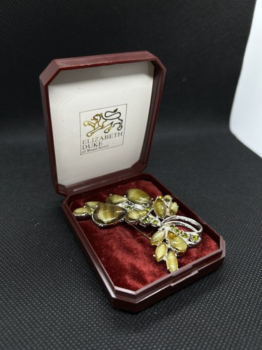 Vintage silver tone elizabeth - tone,