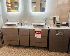 Fitted bathroom furniture ex