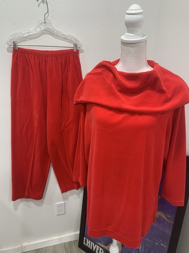 Vtg saks fifth - avenue, red