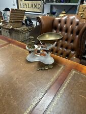 Vintage Boots Nottingham White Cast Metal Kitchen Scales&2 Sets Of Brass Weights