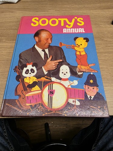 Sootys annual 1972 - sootys, vintage