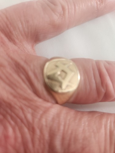 Masonic craft signet ring - signet, 9ct