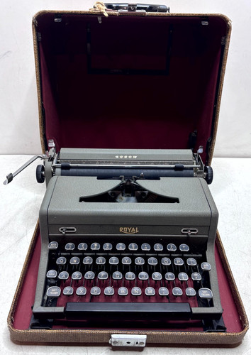 Vintage royal arrow portable - royal,
