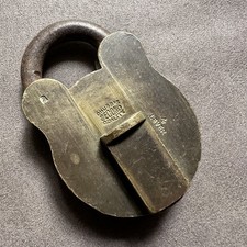 VINTAGE ANTIQUE CHUBB'S SECOND