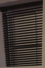 Venetian Blind Black JET