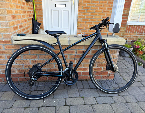 Black flat bar bike - flat,