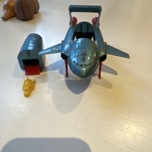 Dinky thunderbird fully - -,