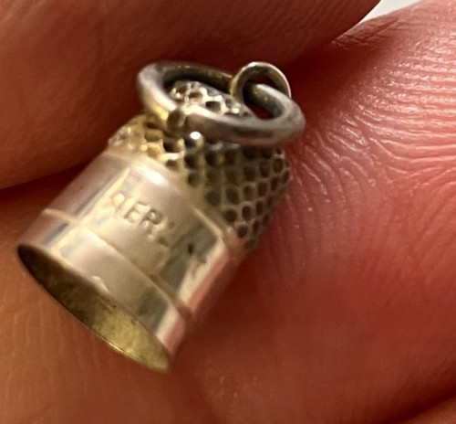 Silver thimble charm - , in