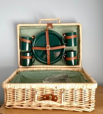 Vintage 4 Person Wicker Picnic