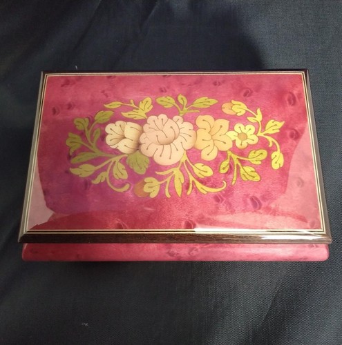 Reuge music box - music,